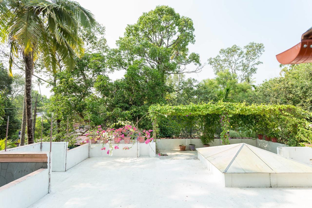 Marari Beach Pearl Homestay Mararikulam Exterior photo