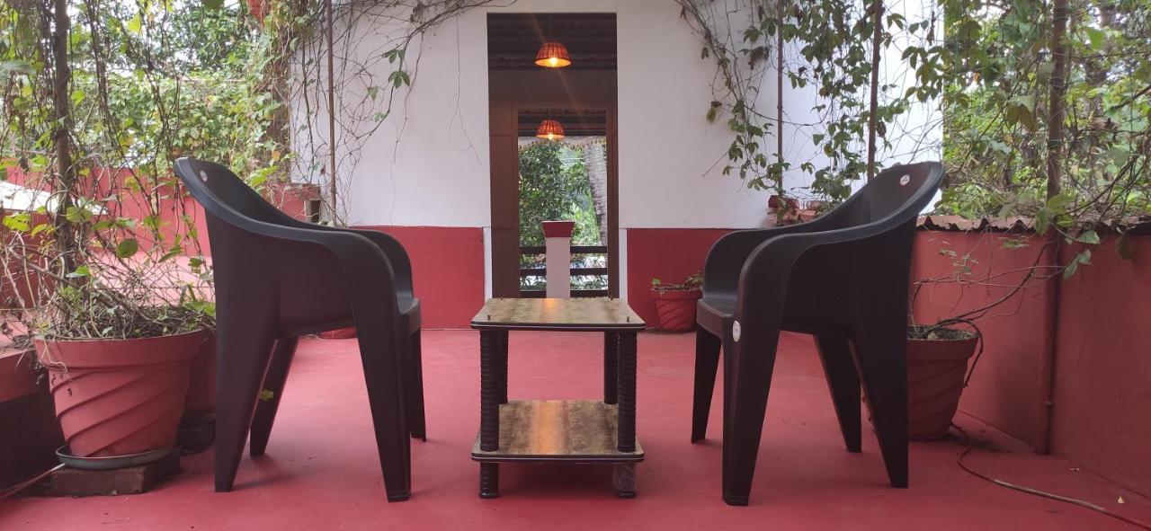 Marari Beach Pearl Homestay Mararikulam Exterior photo